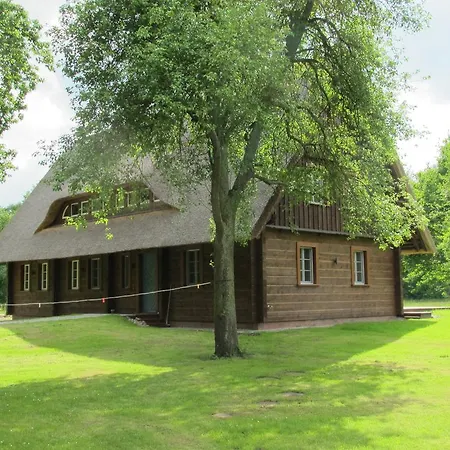 Exklusives Holzhaus * Burg (Spreewald)