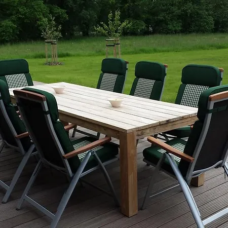 Exklusives Holzhaus Villa