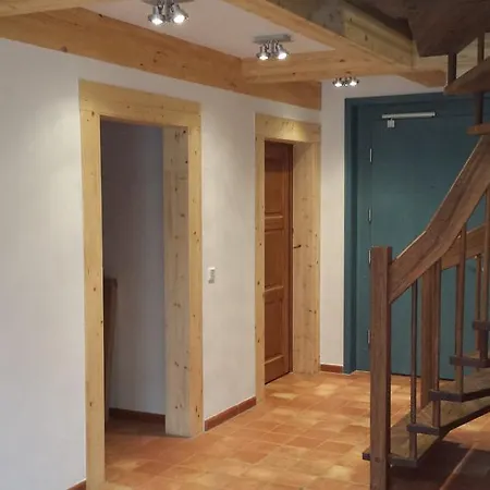 Exklusives Holzhaus Villa Burg
