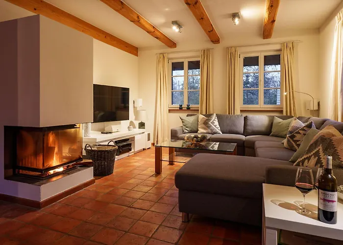 Exklusives Holzhaus Villa