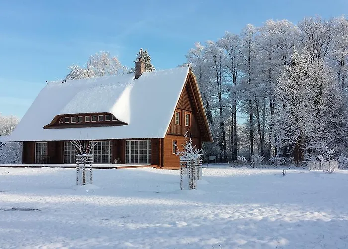 Exklusives Holzhaus * ブルク